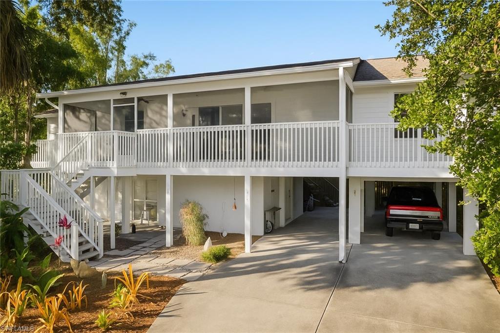 2151 ESTEY AVE, NAPLES FL 34104
