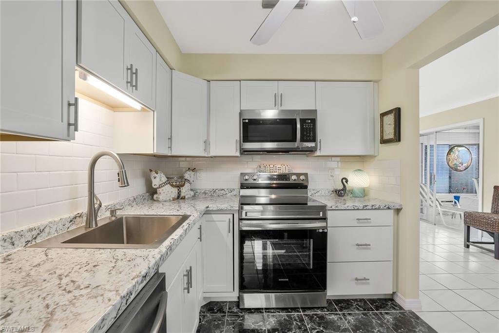 9 Hackney LN # A34, NAPLES FL 34112