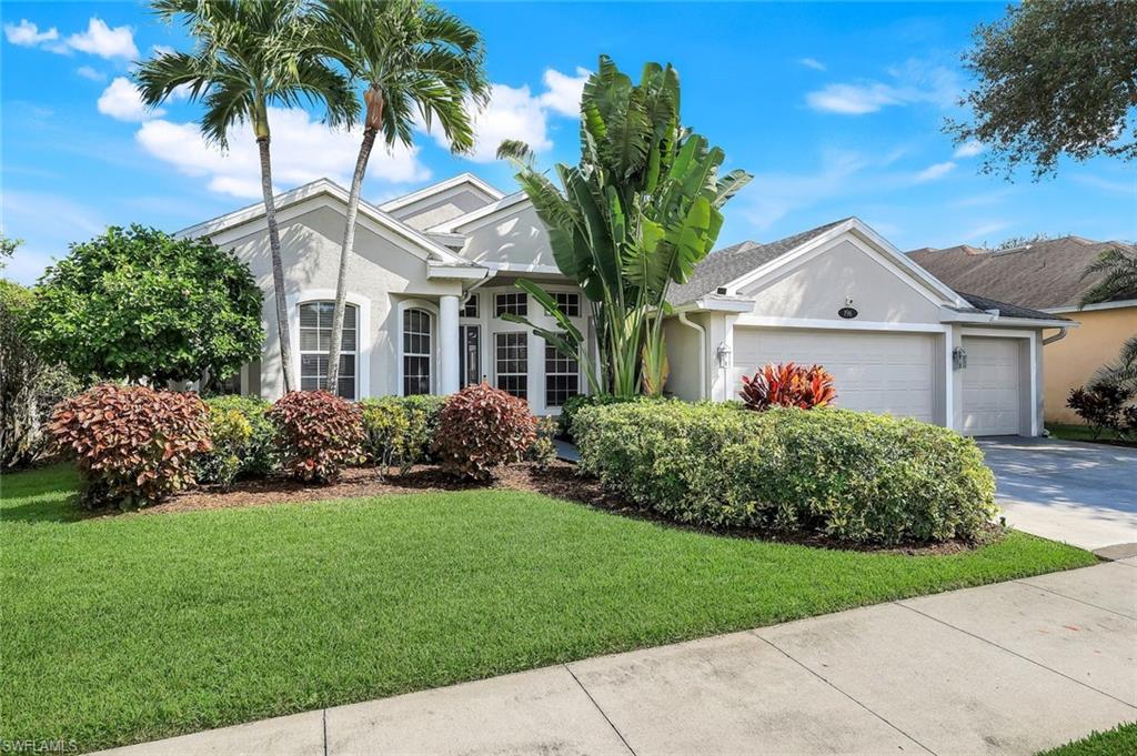 196 Skipping Stone LN, NAPLES FL 34119