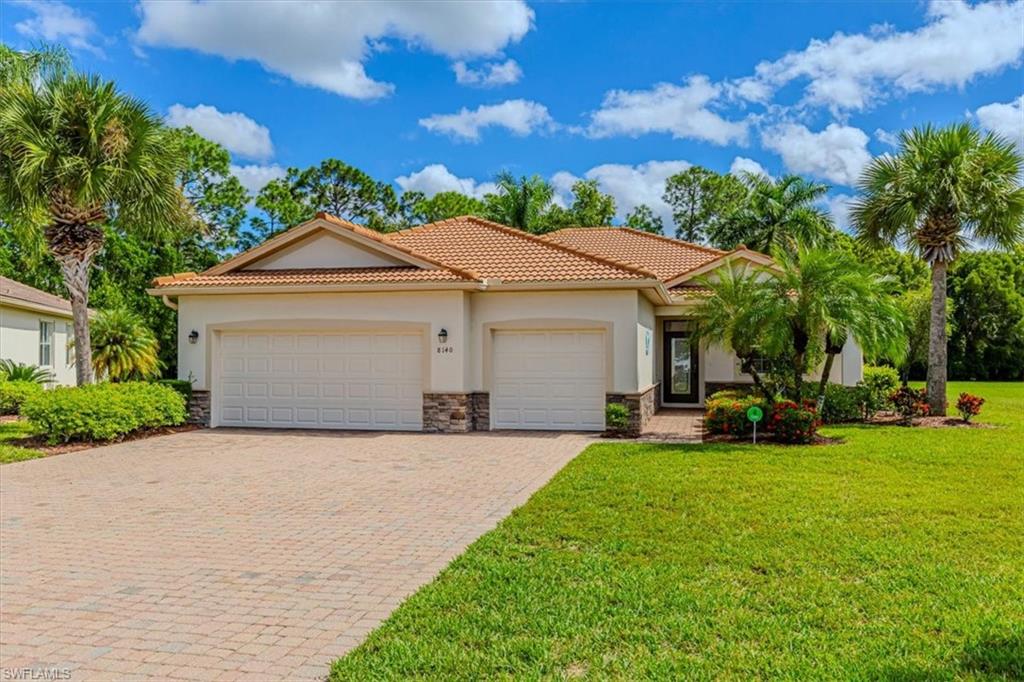 8140 Monticello CT, NAPLES FL 34104