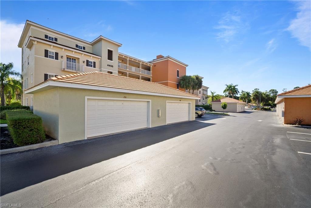 4455 Botanical Place CIR # 5, NAPLES FL 34112