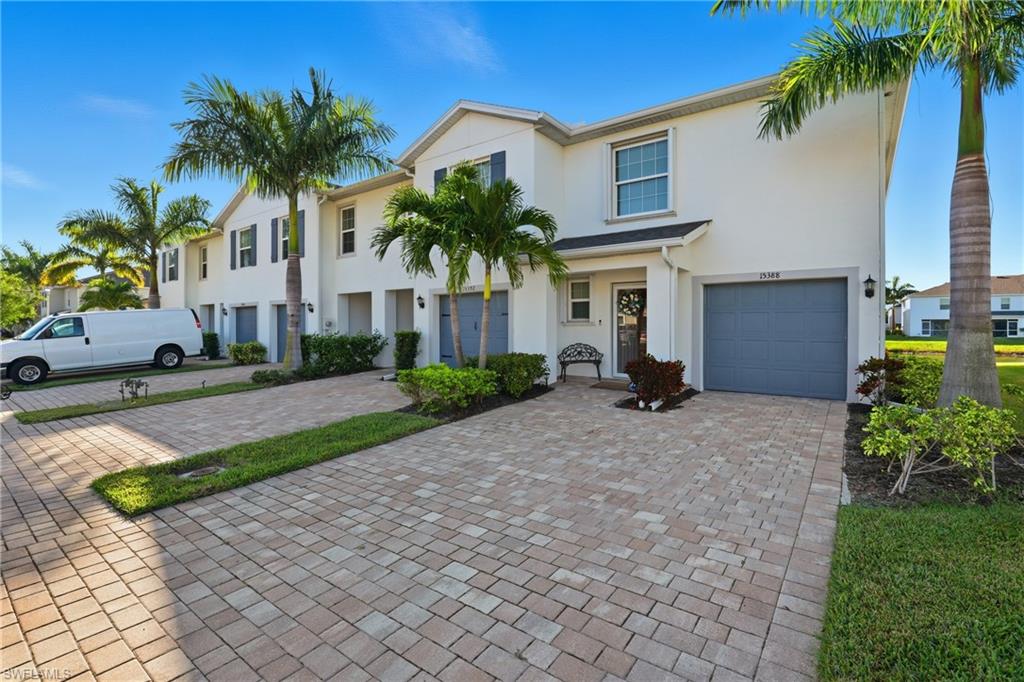 15388 Wildflower CIR, NAPLES FL 34119