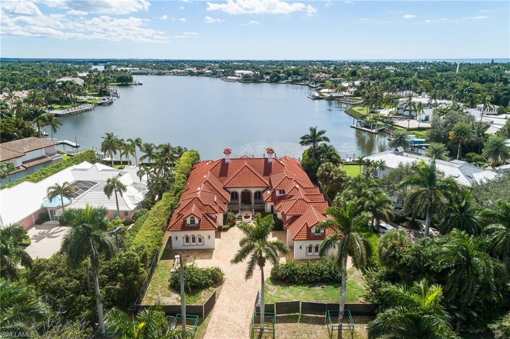 600 Galleon DR, NAPLES FL 34102