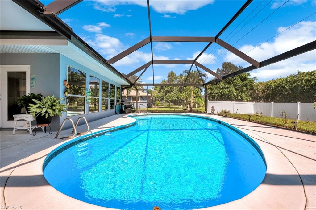 4459 Lakewood BLVD, NAPLES FL 34112