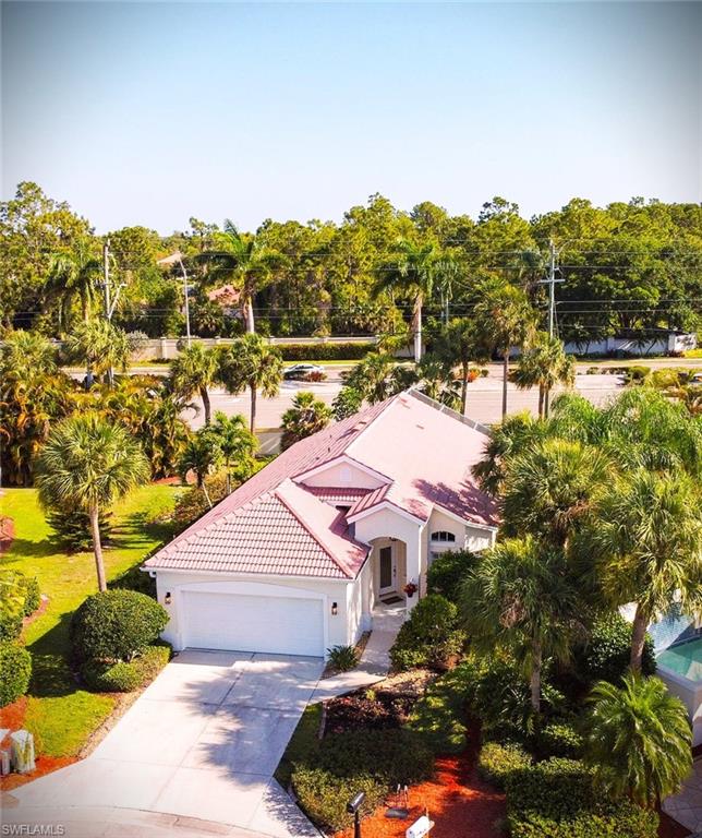 102 Palm Frond CT, NAPLES FL 34104