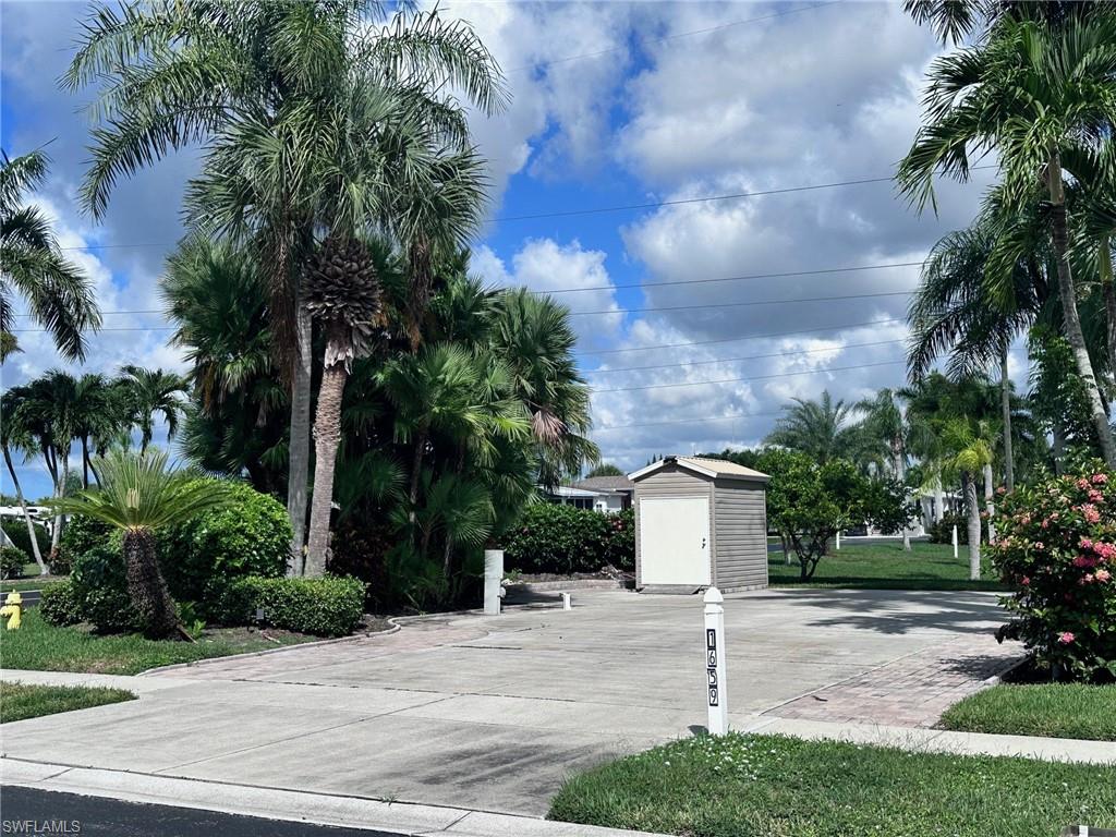 1659 Diamond Lake CIR, NAPLES FL 34114