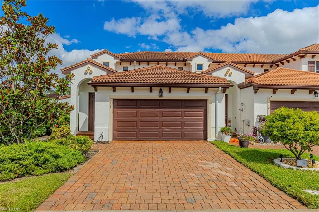 7738 Bristol CIR, NAPLES FL 34120