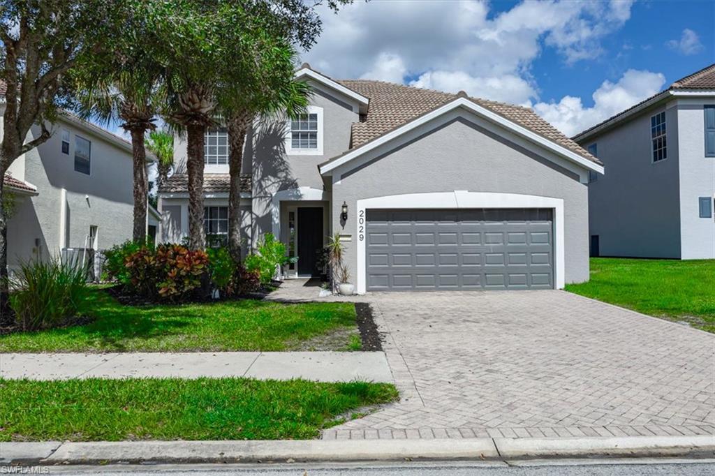 2029 Fairmont LN, NAPLES FL 34120