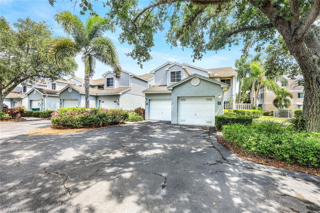 2861 Citrus Lake DR # L201, NAPLES FL 34109
