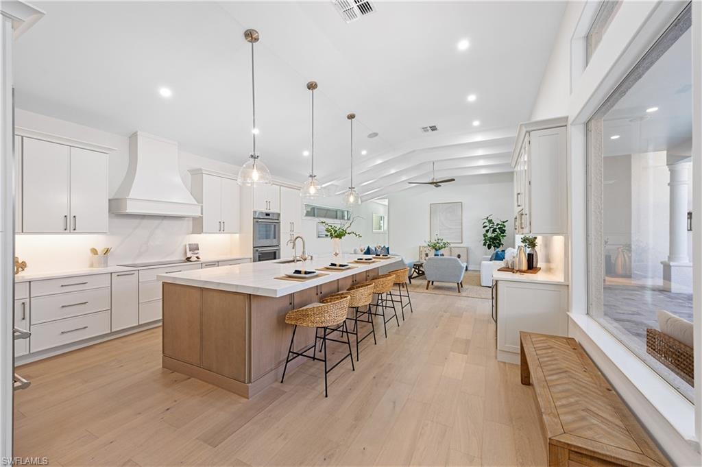 3133 Terramar DR, NAPLES FL 34119