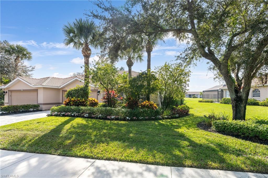8230 Naples Heritage DR # C11, NAPLES FL 34112