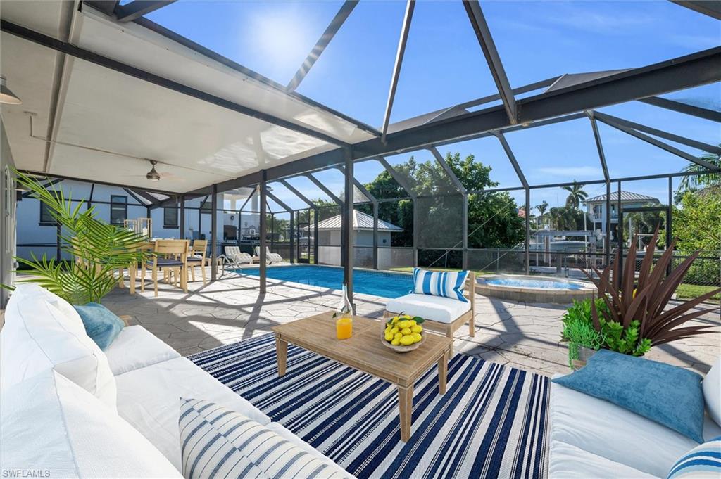 1410 Curlew AVE, NAPLES FL 34102