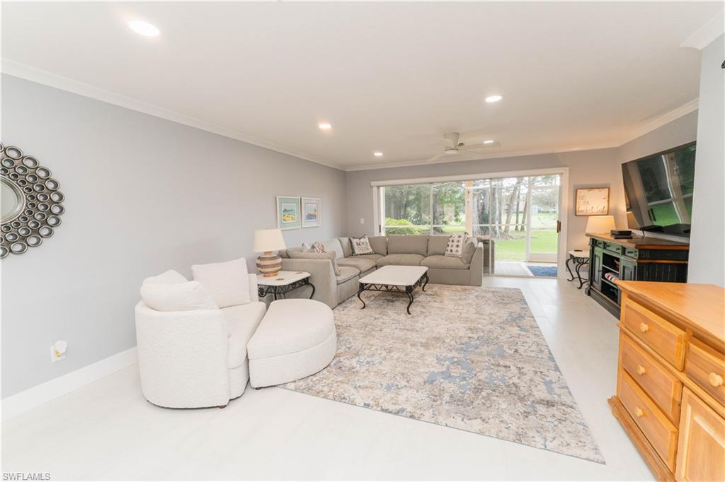 628 Woodshire LN # G5, NAPLES FL 34105