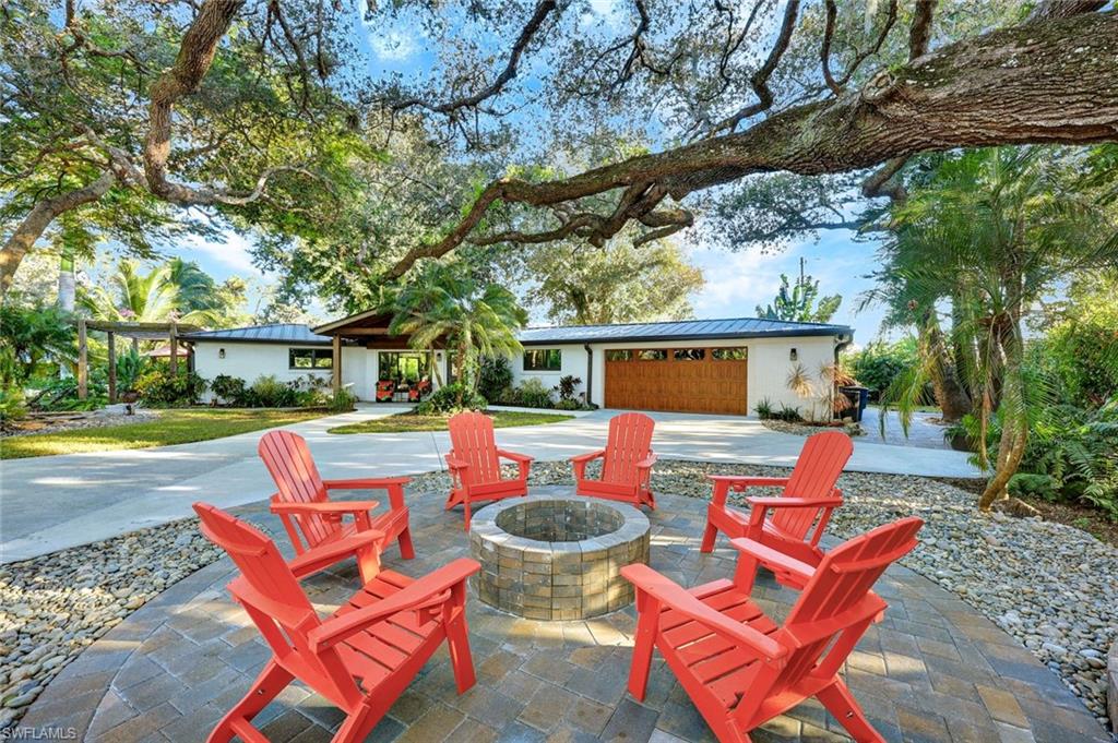 9856 Tonya CT, BONITA SPRINGS FL 34135