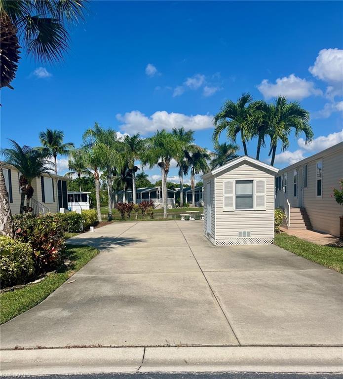 1262 Silver Lakes BLVD, NAPLES FL 34114