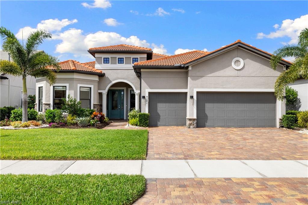 9381 Surfbird CT, NAPLES FL 34120