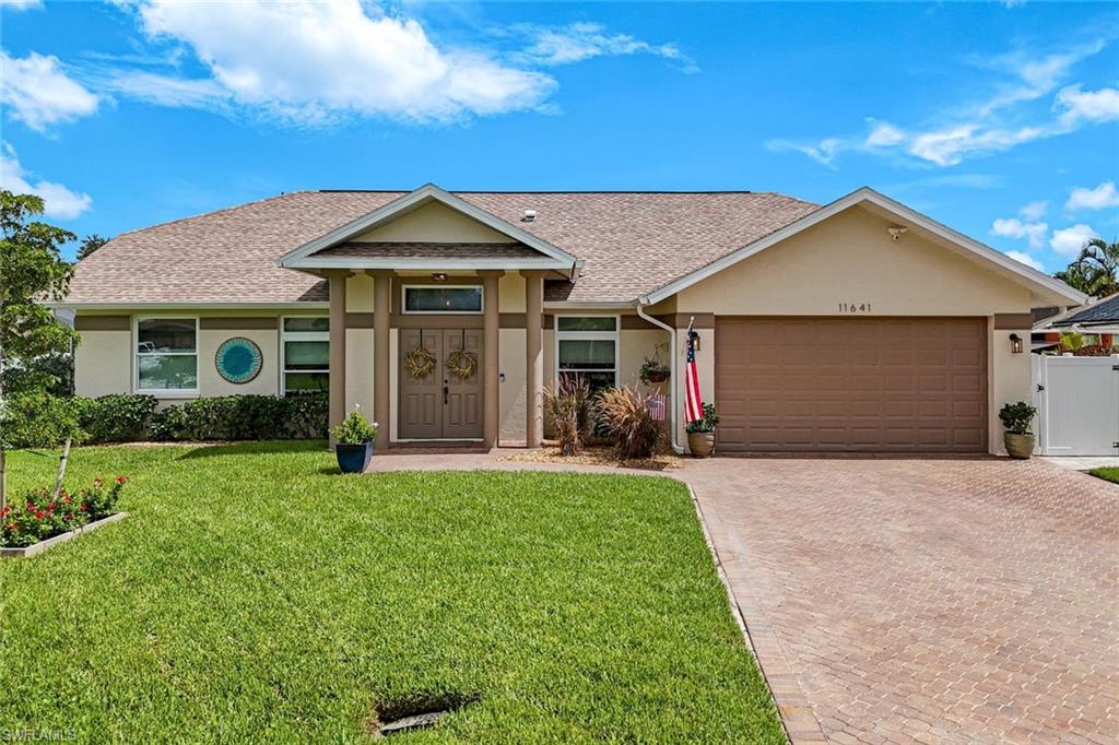 11641 Red Hibiscus DR, BONITA SPRINGS FL 34135