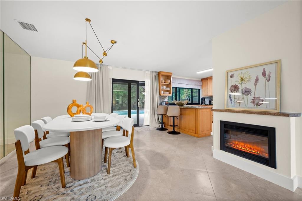 472 Palm River BLVD, NAPLES FL 34110