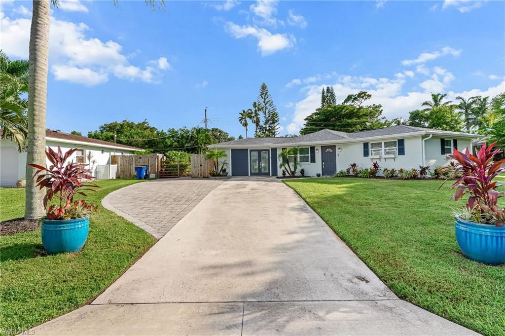 9792 Tonya CT, BONITA SPRINGS FL 34135