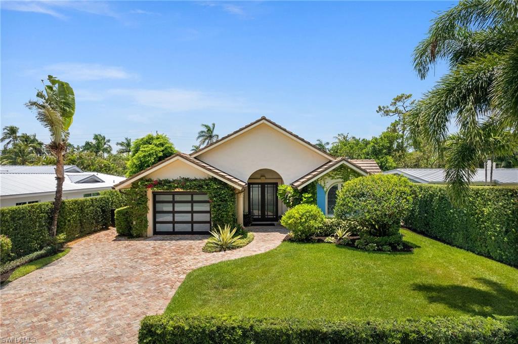 1228 Diana AVE, NAPLES FL 34103