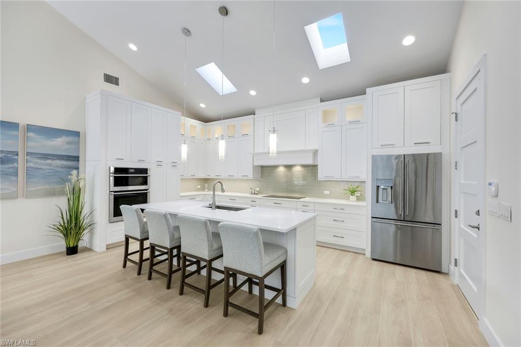 2100 Curtis ST, NAPLES FL 34112