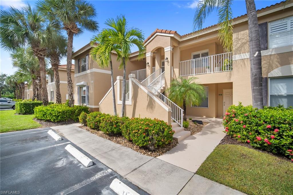 2453 Millcreek LN # 201, NAPLES FL 34119