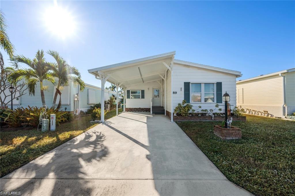 89 Pacific WAY # 89, NAPLES FL 34104
