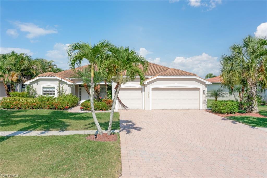 2250 Grove DR, NAPLES FL 34120