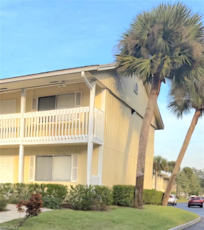 4613 Bayshore DR # B8, NAPLES FL 34112