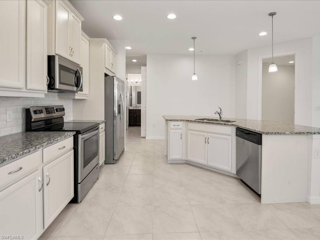 26139 Palace LN # 202, BONITA SPRINGS FL 34135