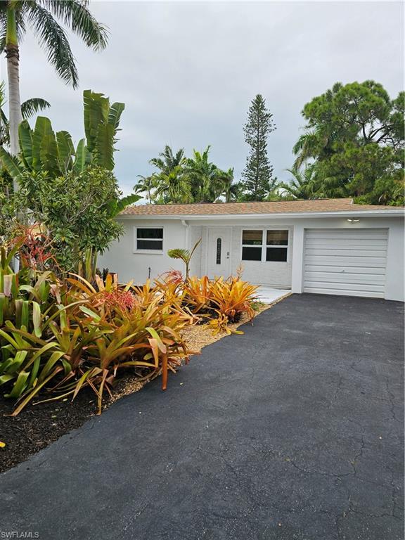 1235 Rordon AVE, NAPLES FL 34103