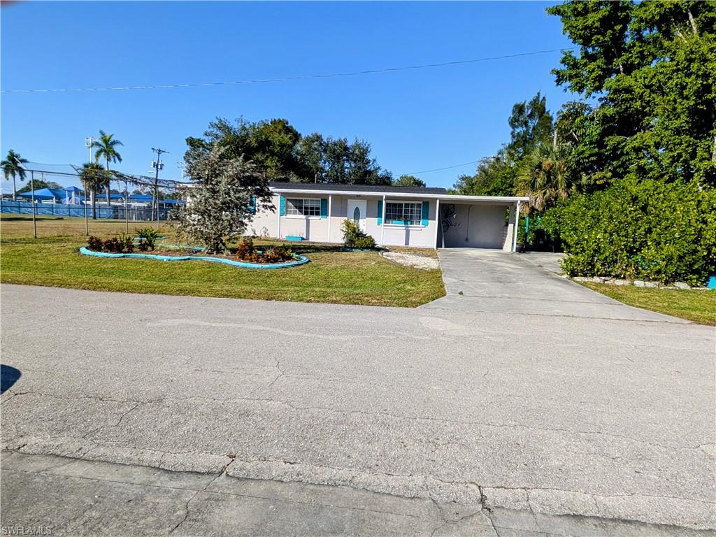 804 March ST, NORTH FORT MYERS FL 33903