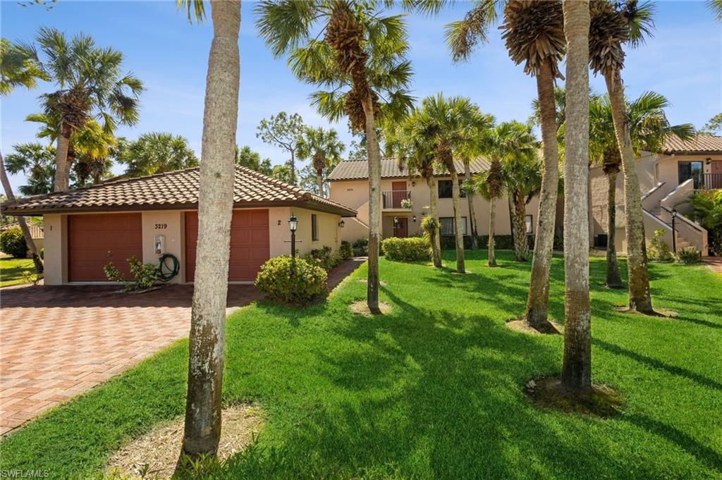 3219 Horse Carriage WAY # 2, NAPLES FL 34105