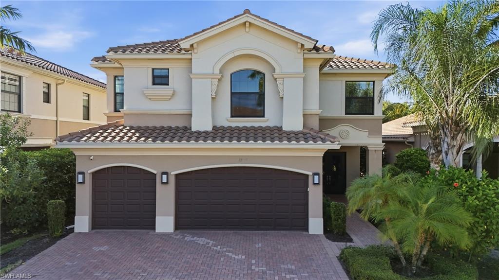 13768 Luna DR, NAPLES FL 34109