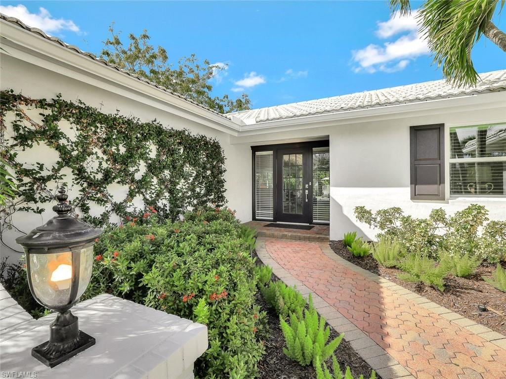 79 Burning Tree DR, NAPLES FL 34105