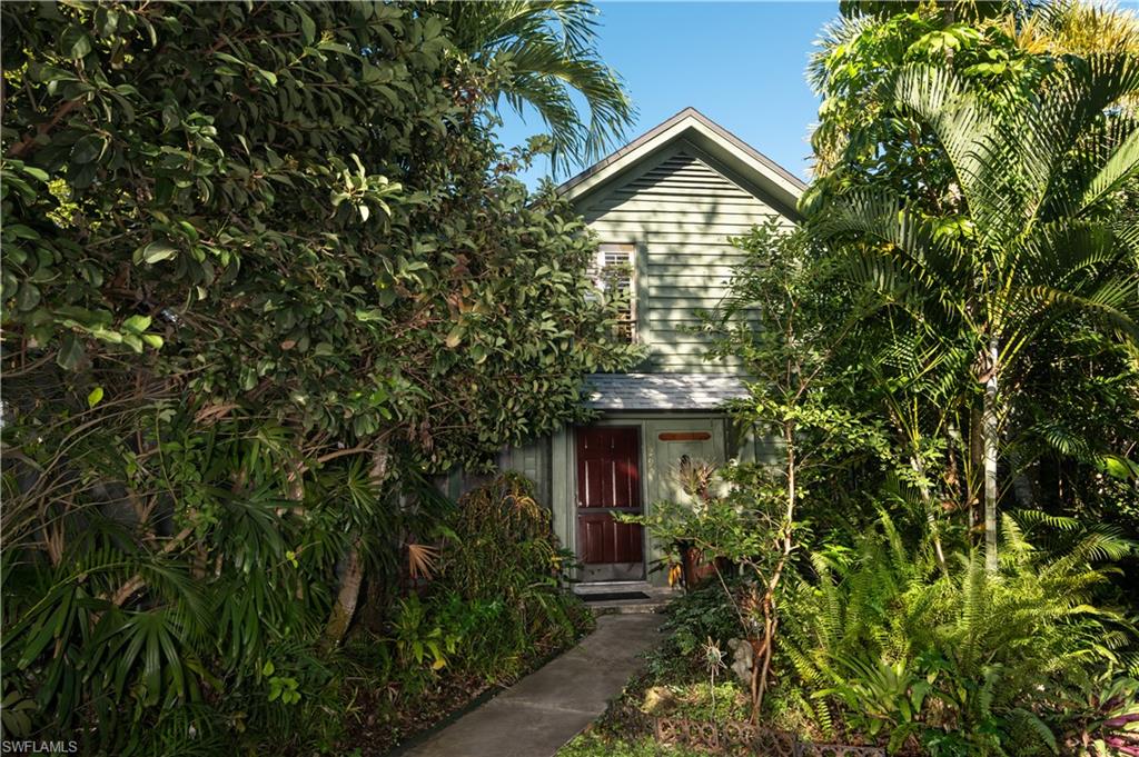 1295 Solana RD # C5, NAPLES FL 34103