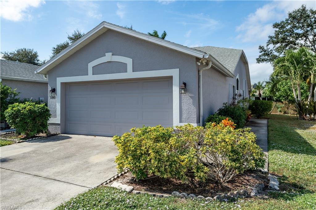 5441 Whitten DR # 108, NAPLES FL 34104