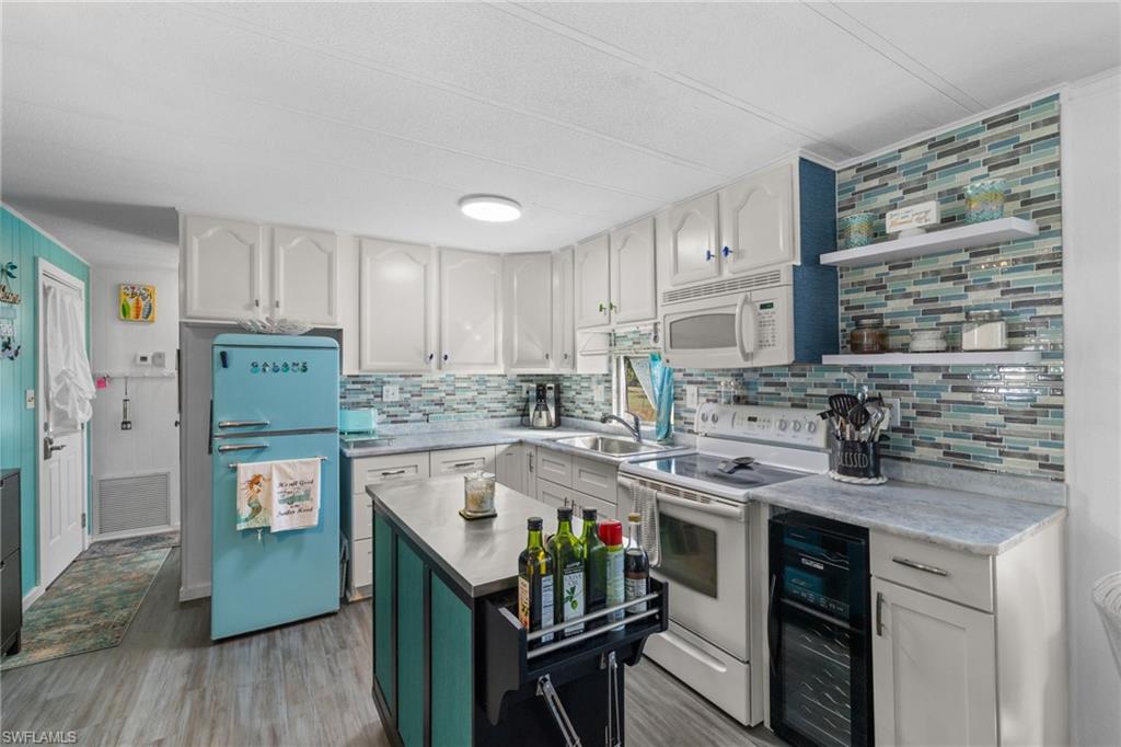 43 Enchanting BLVD # E43, NAPLES FL 34112