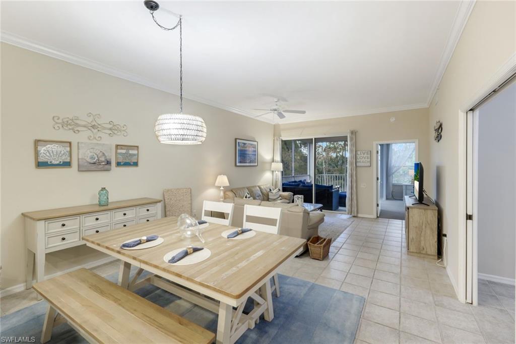 8267 Parkstone PL # 302, NAPLES FL 34120