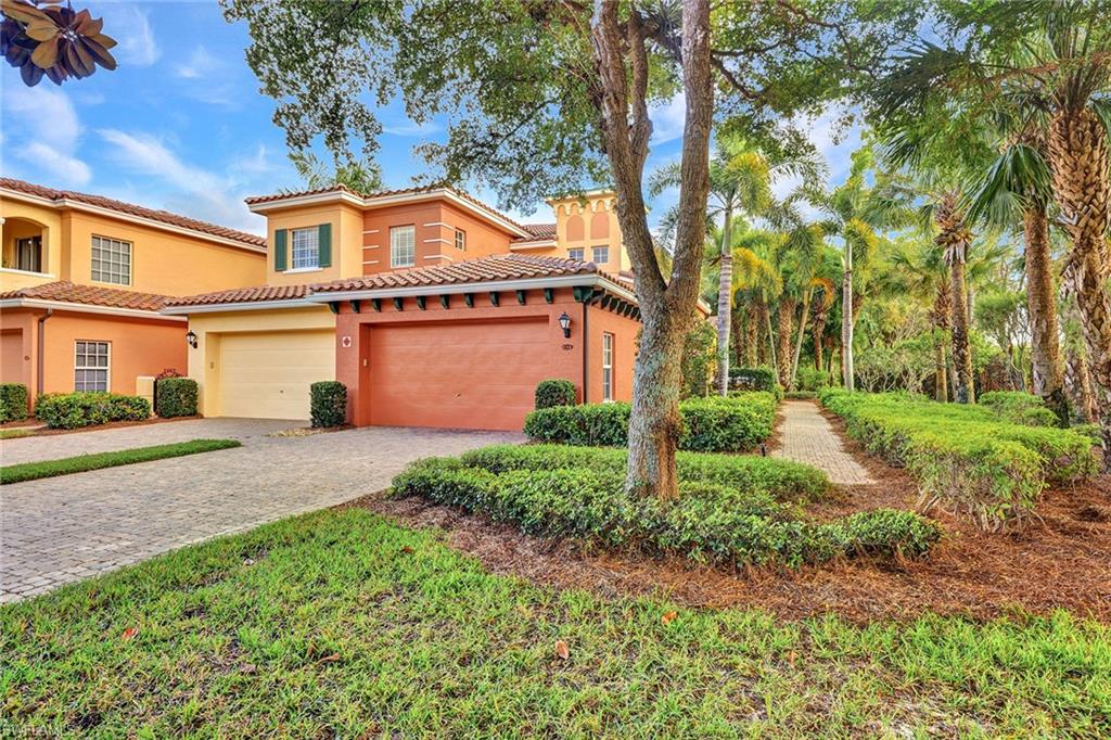 8529 Via Lungomare CIR # 203, ESTERO FL 33928