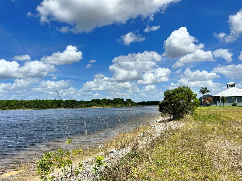 515 Shady Hollow BLVD W, NAPLES FL 34120