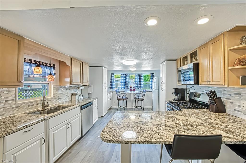 114 Moorhead MNR # 114, NAPLES FL 34112