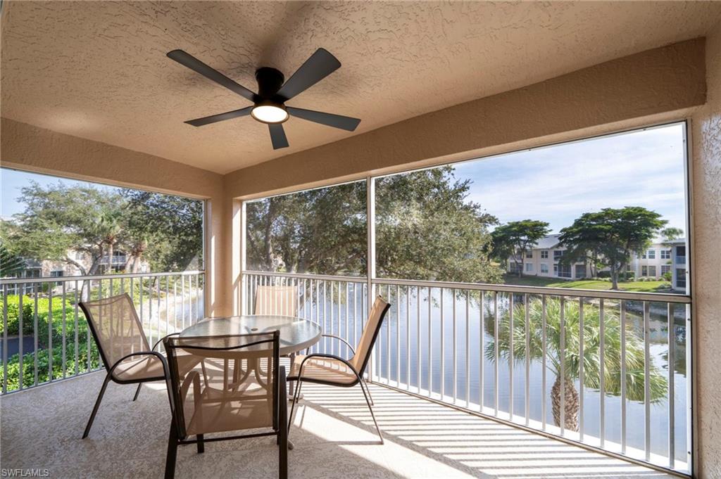 440 Wiggins Lake CT # 201, NAPLES FL 34110