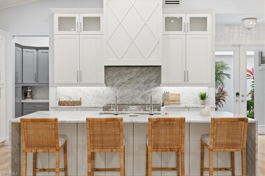 5130 Alpha CT, NAPLES FL 34105