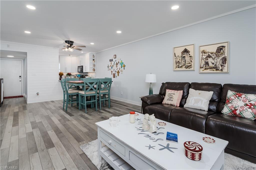 5499 Rattlesnake Hamm RD # 304A, NAPLES FL 34113