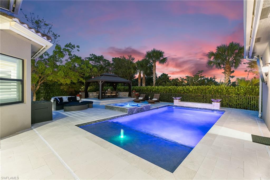 4605 Azalea DR, NAPLES FL 34119