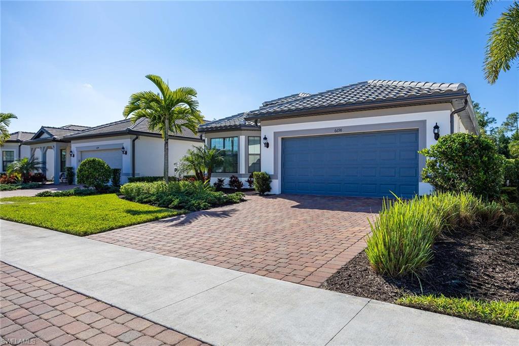 6698 Pennyroyal DR, NAPLES FL 34114