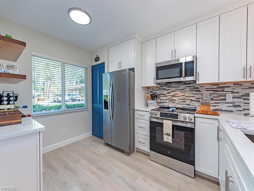 5950 Amherst DR # A106, NAPLES FL 34112