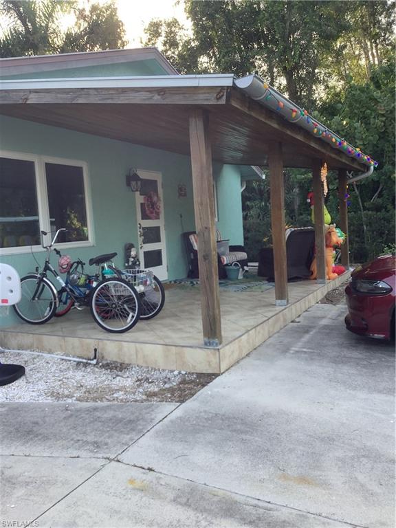 2966 Andrews AVE, NAPLES FL 34112