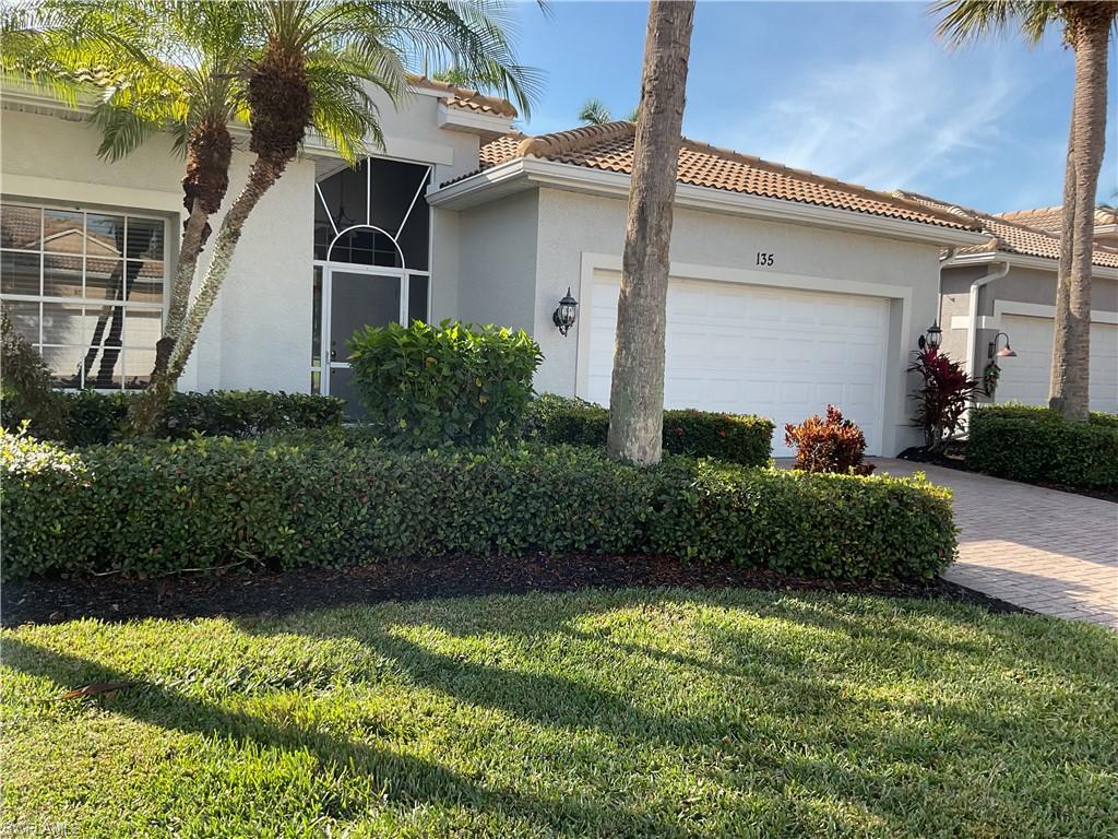 135 Glen Eagle CIR, NAPLES FL 34104